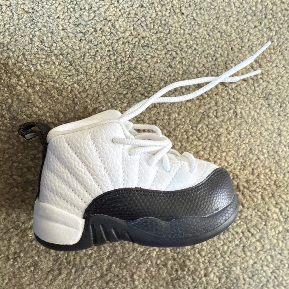 TODDLER JORDAN 12 RETRO TAXI